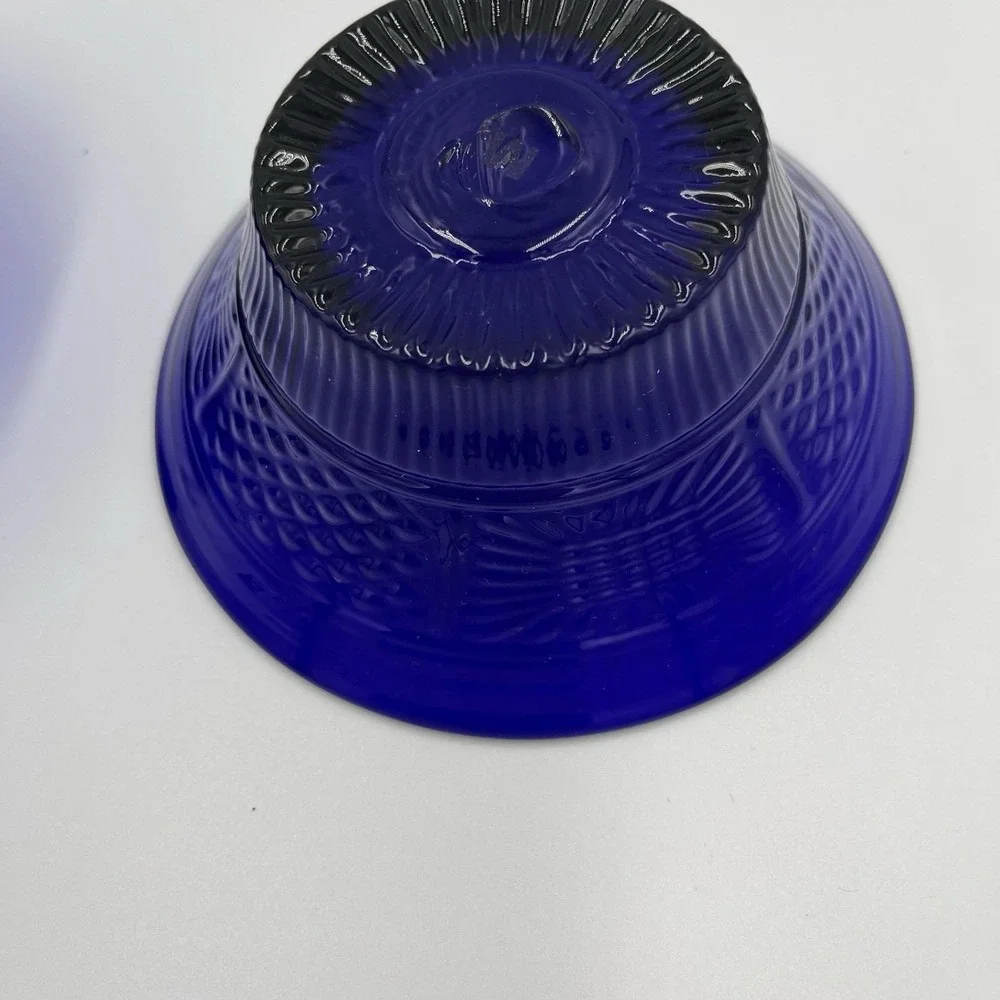 Small Vibrant Cobalt Blue Vintage Glass Bowls 5.25
